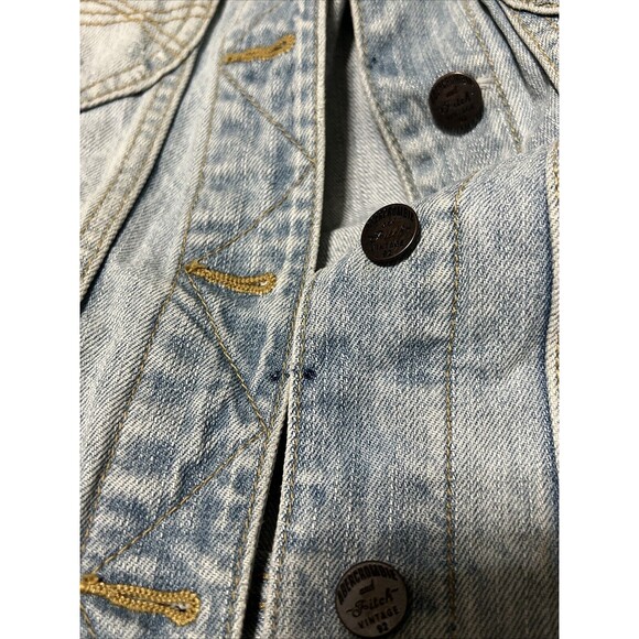 Abercrombie & Fitch Distressed Jean Jacket Size Small Womens Long Sleeve - Picture 8 of 8